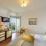 Majestic & Wellness