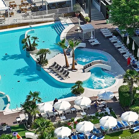 Majestic & Wellness 4* بيبيوني