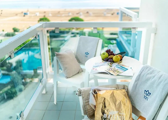 Majestic & Wellness 4*