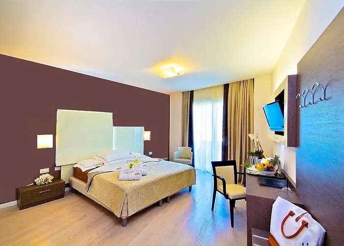 Majestic & Wellness מלון 4*