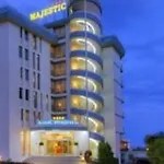 Отель Majestic & Wellness