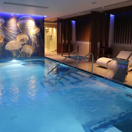 Majestic & Wellness Hotel