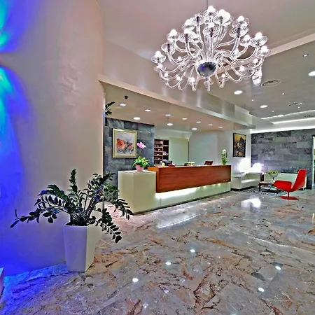 فندق Majestic & Wellness