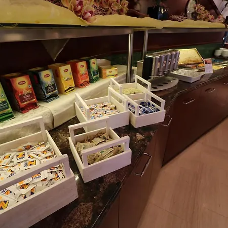 Majestic & Wellness 4*