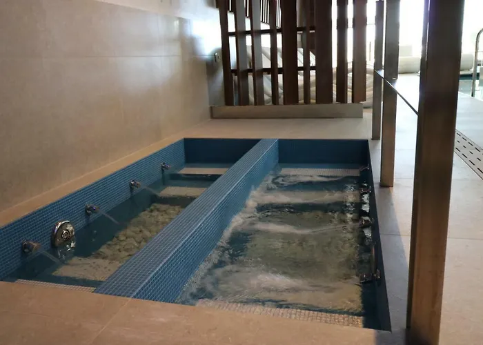 فندق Majestic & Wellness بيبيوني